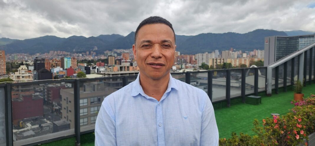 Aeropuerto de Medellín José María Córdoba en Rionegro con una sola pista y operación eficiente para 15,1 millones de pasajeros.